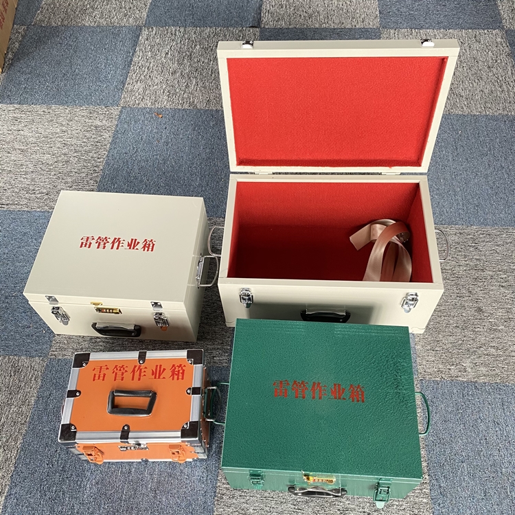 松柏镇爆破工程作业箱如何选择？玻璃钢与传统材质的全面对比